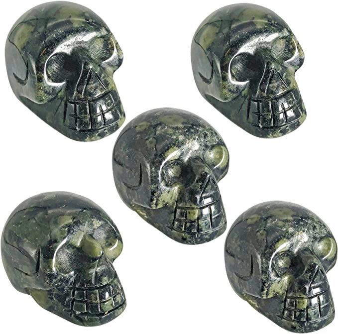 Skull Crystal Carving 1 inch